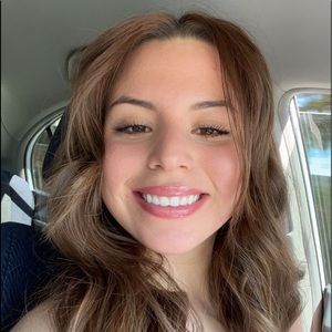 Meet your Posher, Vianka